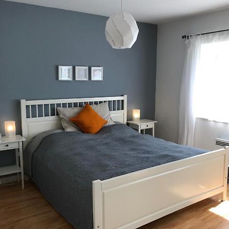 Gemuetliches Ferienhaus Hinterm Deich Nordstrand Esterno foto