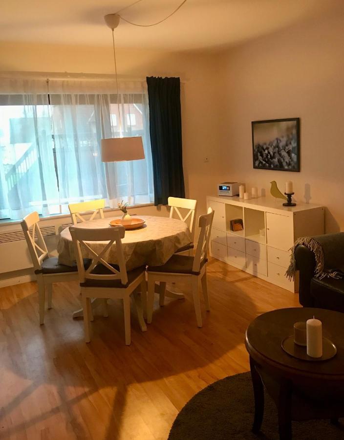 Gemuetliches Ferienhaus Hinterm Deich Nordstrand Esterno foto